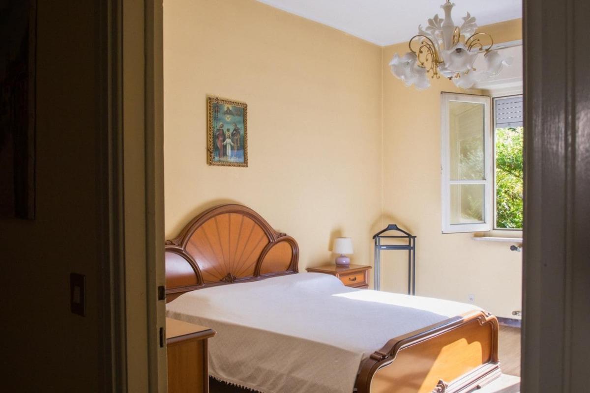 Casa Bettoni Iseo Villa Bagian luar foto